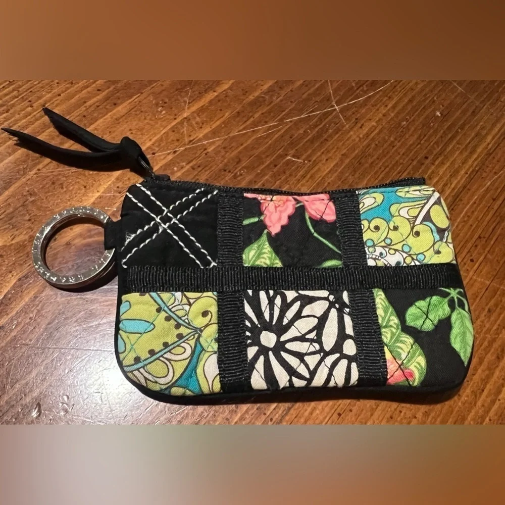 Vera Bradley Quilted Patchwork Mini Wallet Coin Purse / Card Holder EUC! - Picture 2 of 8